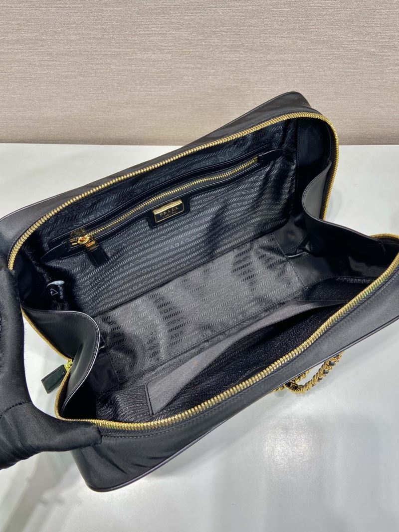 Pra*a top handle bags